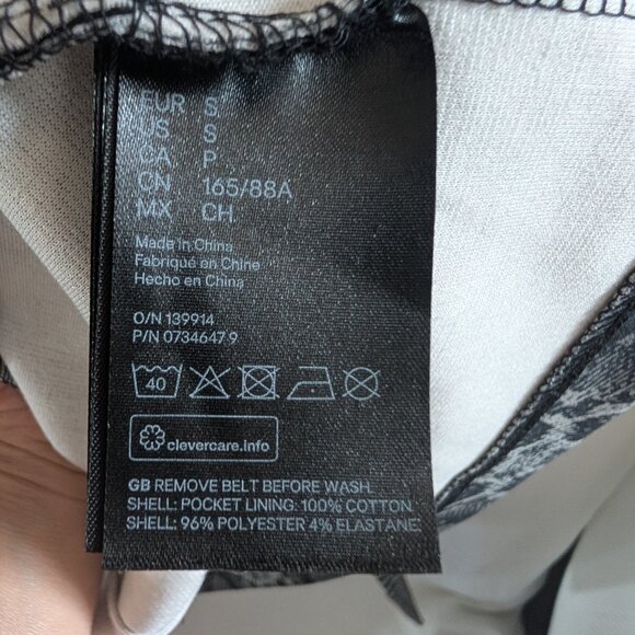 H&M Snakeprint Jacket with Tie Belt Pockets Grey Blazer Size Small Animal print - Picture 10 of 12